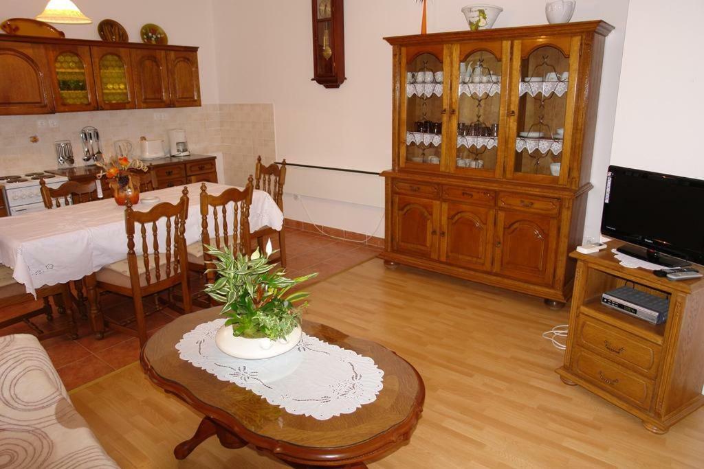 Villa Nina Novi Vinodolski Eksteriør billede